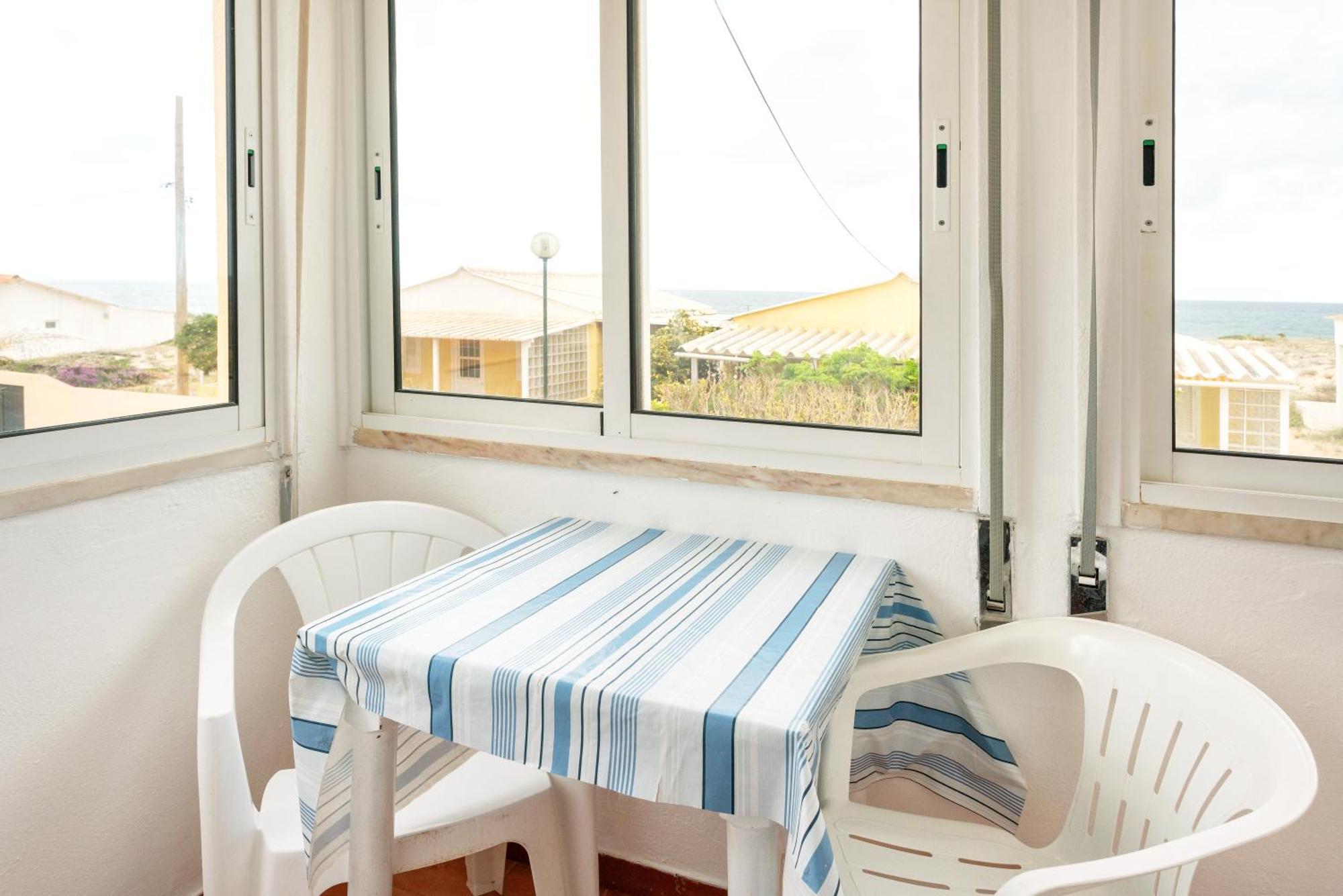 Blife Faro Beach Hostel & Rooms 外观 照片
