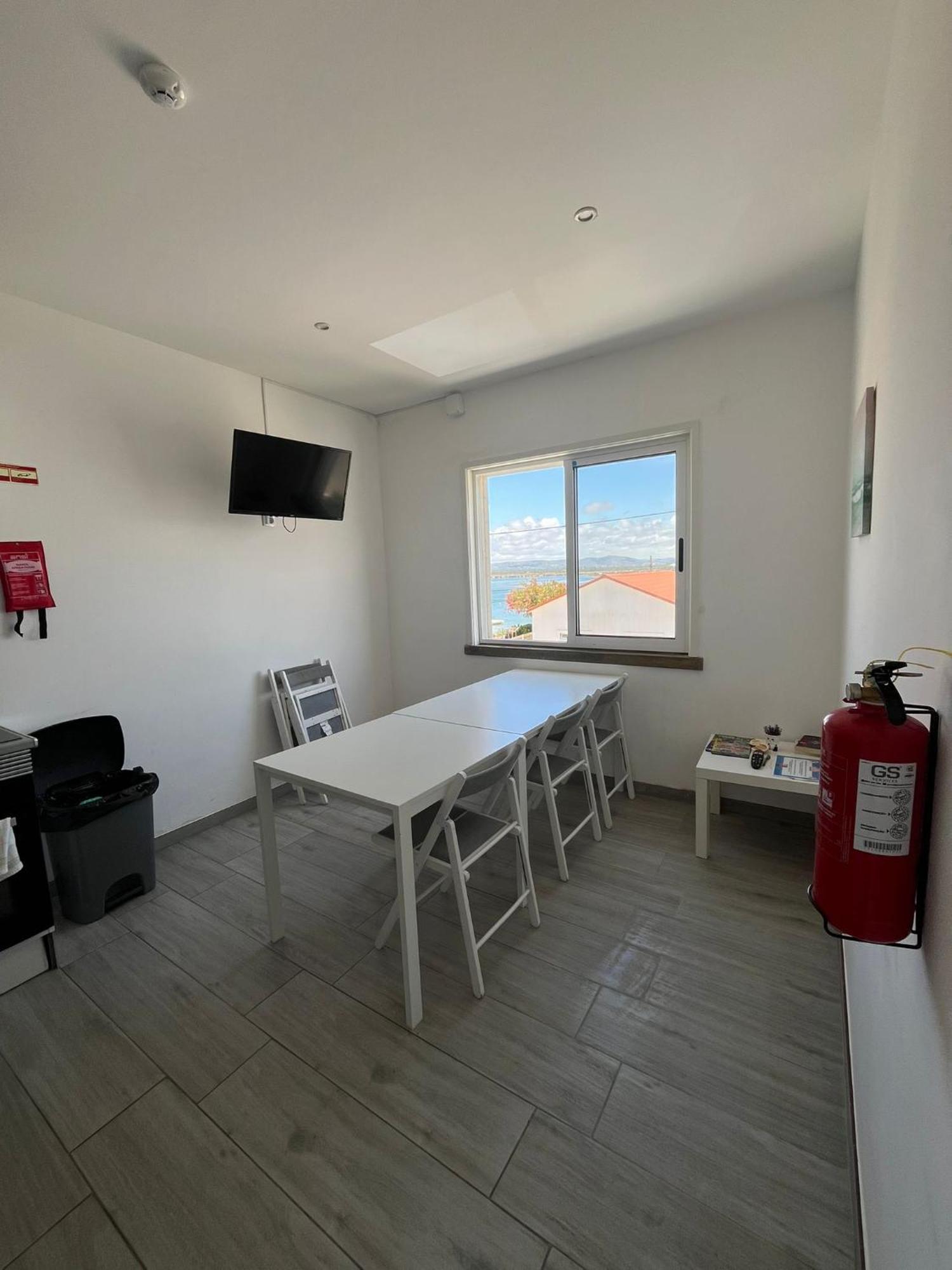 Blife Faro Beach Hostel & Rooms 外观 照片